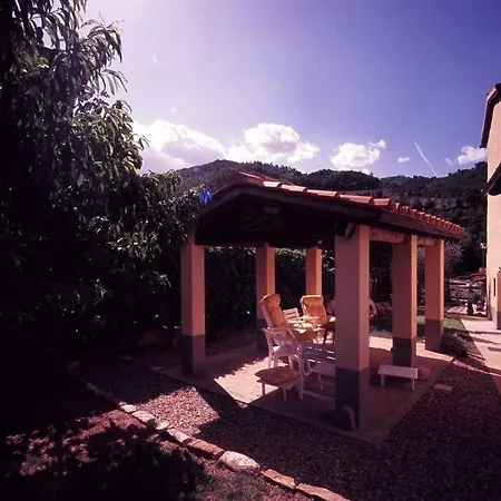 Eridu Bed & Breakfast 3*